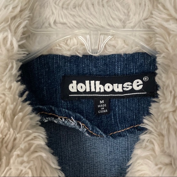 SOLD✨ 2xHP ✨ FINAL PRICE—Boutique fur detail jean jacket - Picture 7 of 7